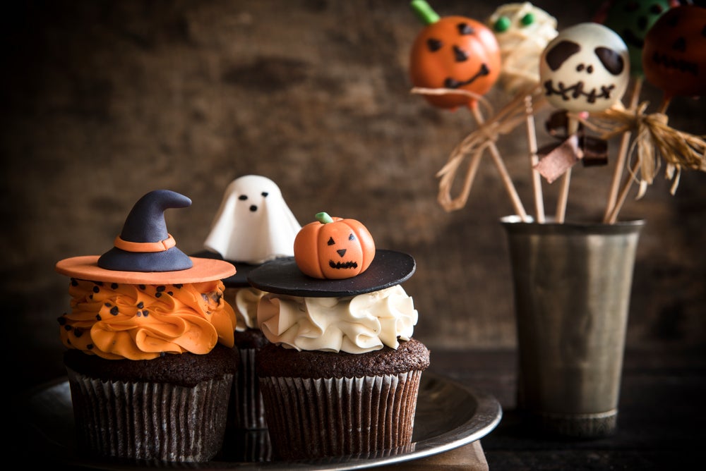 Máscara de Vampiro - ESPAÇO EDUCAR  Halloween para colorir, Coisas de  halloween, Dia das bruxas