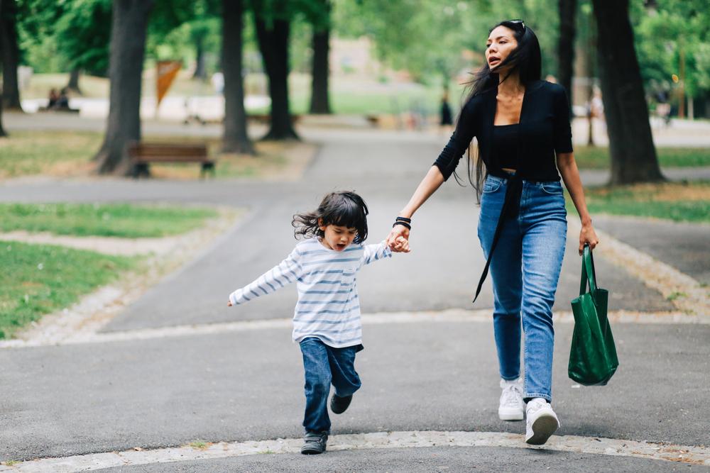 A criança aos 4 anos - Mãe-Me-Quer