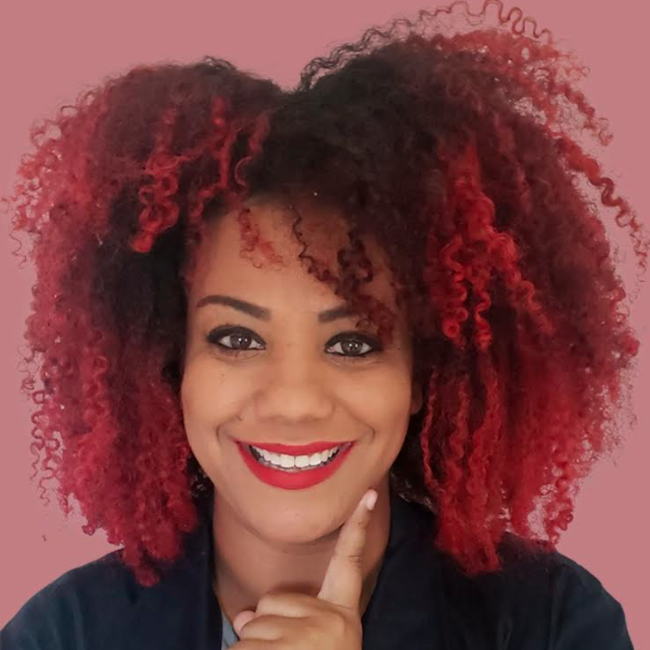 Profile picture for user Monique Gonçalves